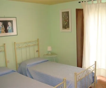 Bed & Breakfast Letizia Pineta