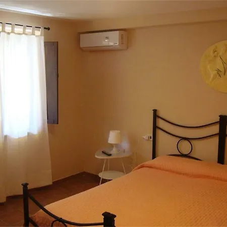 Letizia Bed & Breakfast 3*